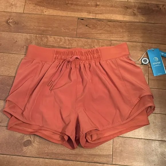 NWT MPG Retro Run Athletic Short - Picture 1 of 5